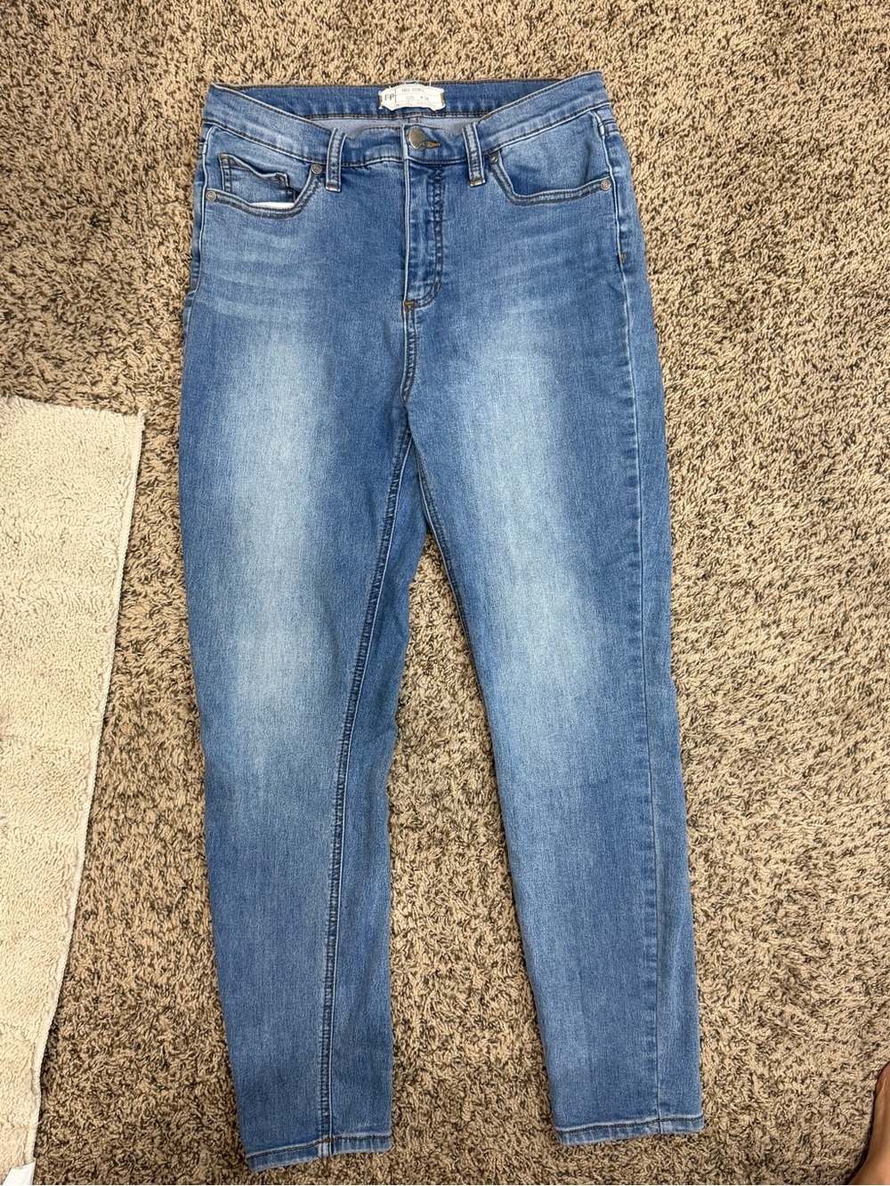 Free People We The Free Mid Rise Skinny Jeans Sz 28